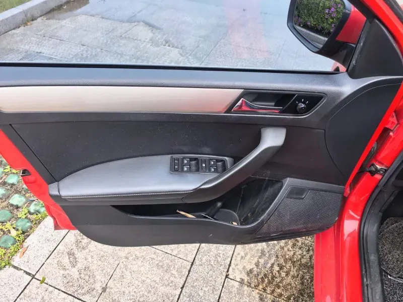 2019 Skoda Rapid Spaceback 1.5L 110HP L4 6AT,autocango,china used car exporter,china ev exporter,chinese used car exporter,chinese used ev exporter