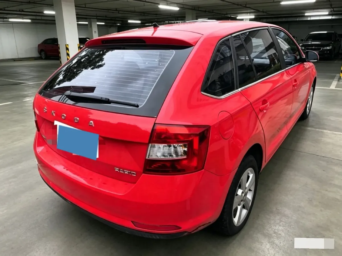 2019 Skoda Rapid Spaceback 1.5L 110HP L4 6AT,autocango,china used car exporter,china ev exporter,chinese used car exporter,chinese used ev exporter