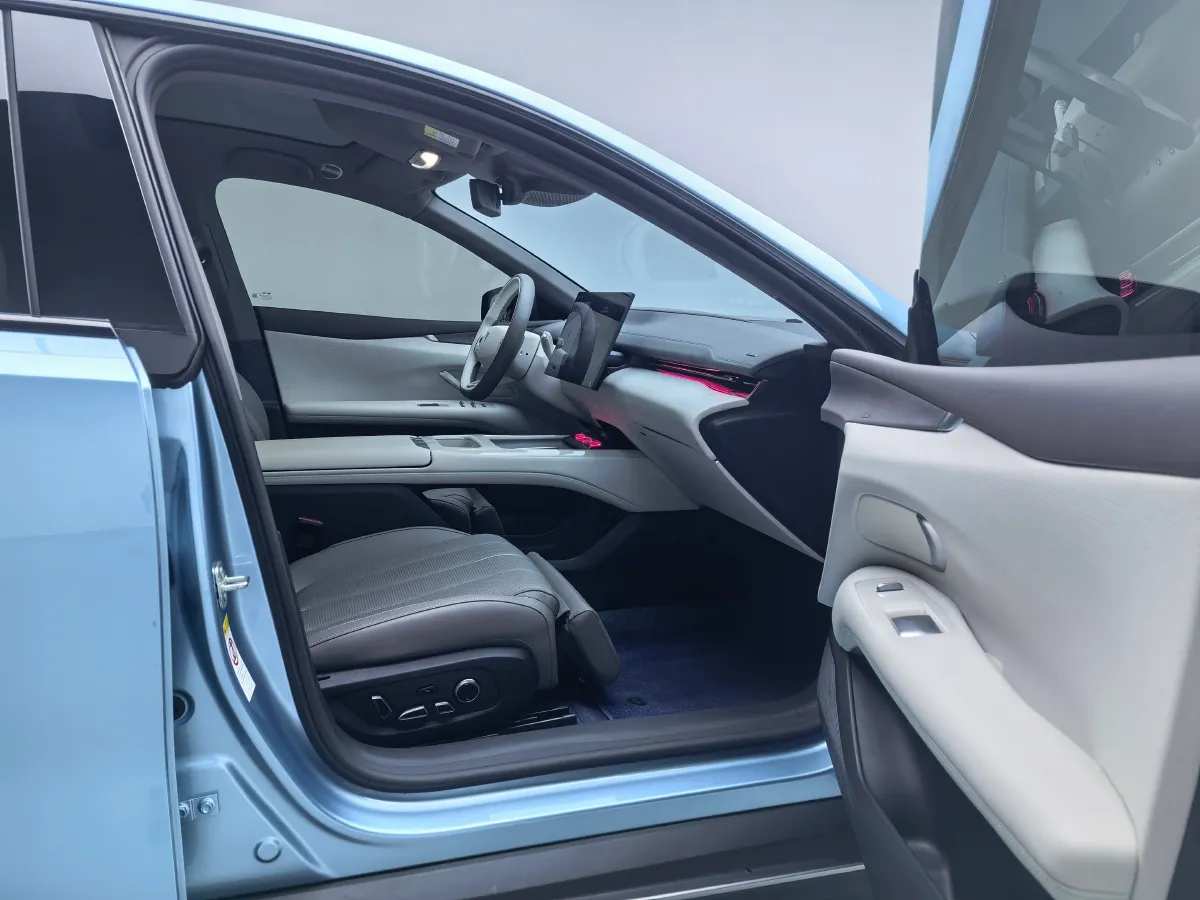 2024 Deepal L07 1.5L 98HP L4 REEV 28.39KWH,autocango,china used car exporter,china ev exporter,chinese used car exporter,chinese used ev exporter