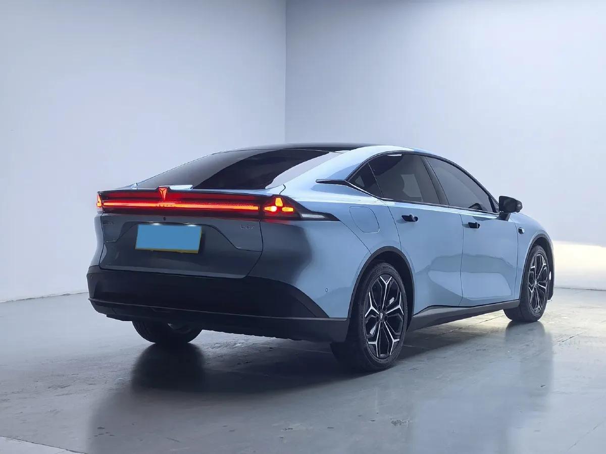 2024 Deepal L07 1.5L 98HP L4 REEV 28.39KWH,autocango,china used car exporter,china ev exporter,chinese used car exporter,chinese used ev exporter