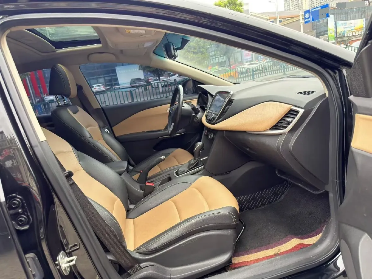 2022 Chevrolet Monza 1.5L 113HP L4 6AT,autocango,china used car exporter,china ev exporter,chinese used car exporter,chinese used ev exporter