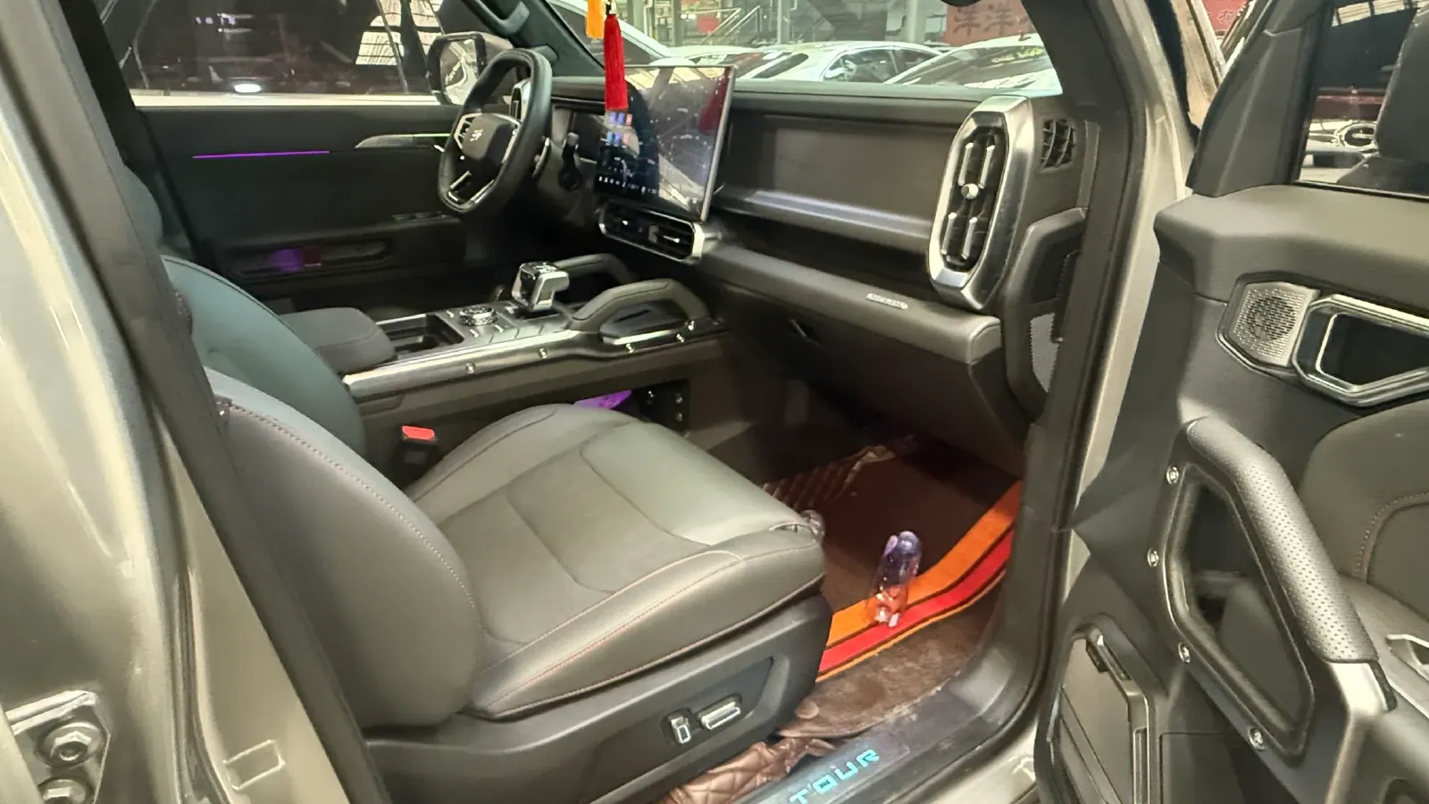 2023 Jetour Traveller 2.0T 254HP L4 8AT,autocango,china used car exporter,china ev exporter,chinese used car exporter,chinese used ev exporter