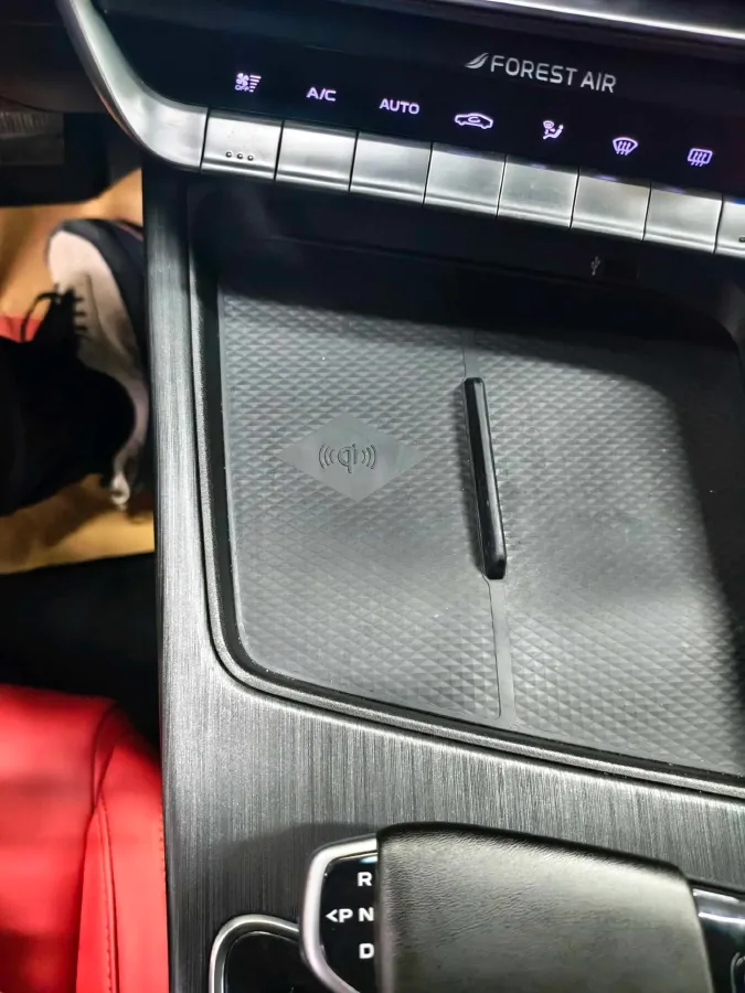 2020 ChangAn UNI-T 1.5T 180HP L4 7DCT,autocango,china used car exporter,china ev exporter,chinese used car exporter,chinese used ev exporter