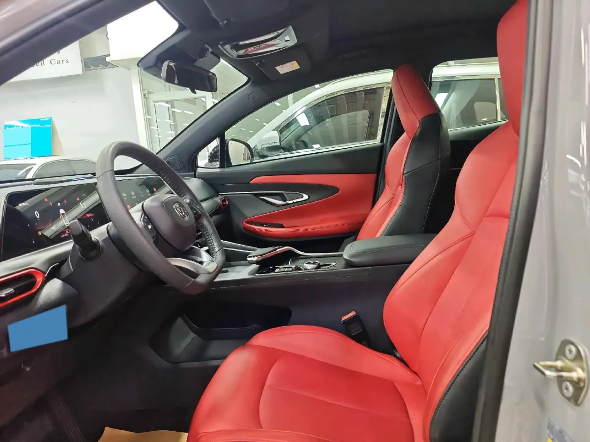 2020 ChangAn UNI-T 1.5T 180HP L4 7DCT,autocango,china used car exporter,china ev exporter,chinese used car exporter,chinese used ev exporter