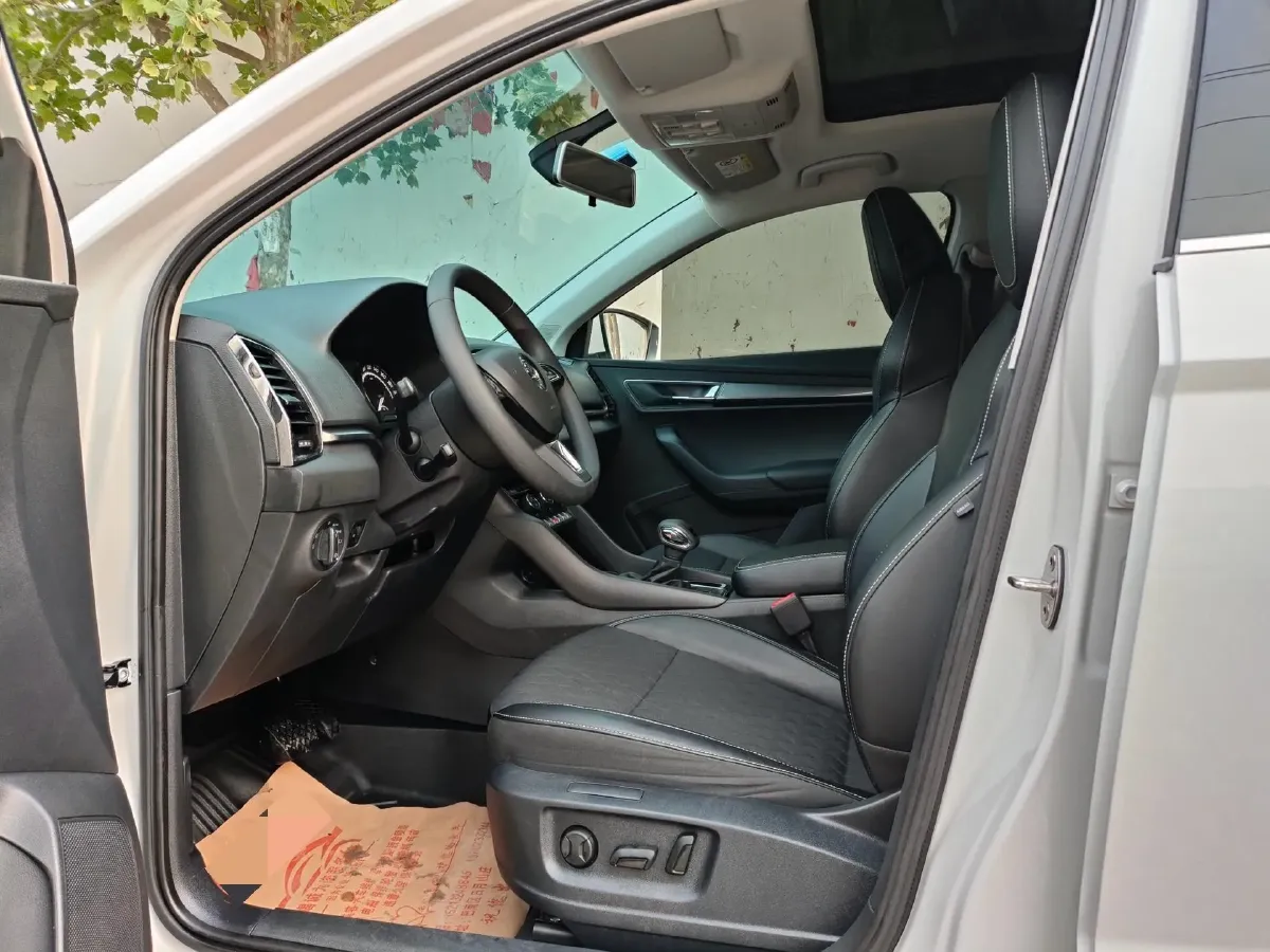 2019 Skoda Octavia 1.4T 150HP L4 7DCT,autocango,china used car exporter,china ev exporter,chinese used car exporter,chinese used ev exporter