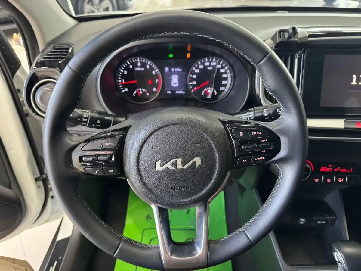 2021 Kia KX1 1.4L 100HP L4 CVT,autocango,china used car exporter,china ev exporter,chinese used car exporter,chinese used ev exporter