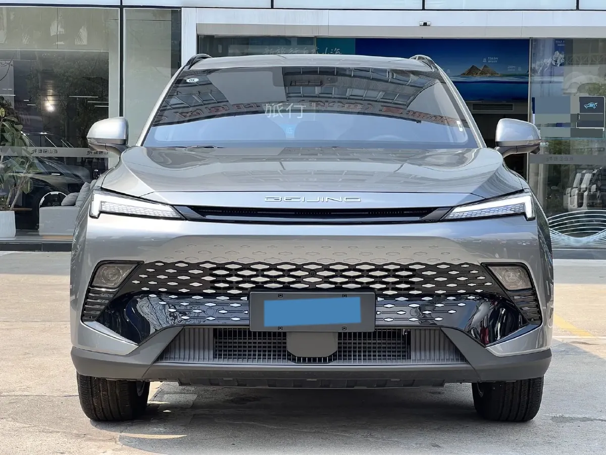 2023 BeiJing Auto Rubik 1.5T 188HP L4 7DCT,autocango,china used car exporter,china ev exporter,chinese used car exporter,chinese used ev exporter