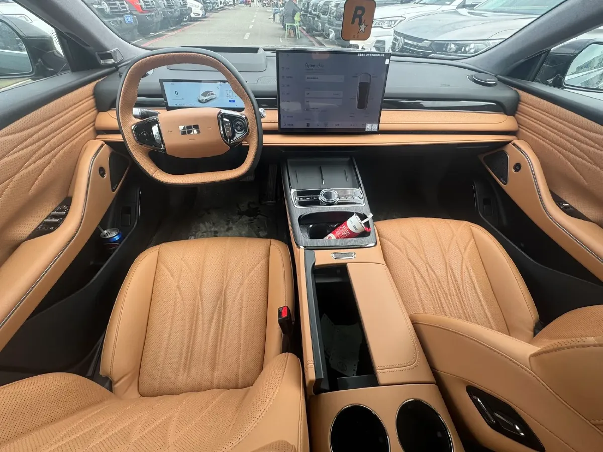 2025 Geely Galaxy Starshine 8 1.5T 163HP L4 3DHT PHEV 27.69KWH,autocango,china used car exporter,china ev exporter,chinese used car exporter,chinese used ev exporter