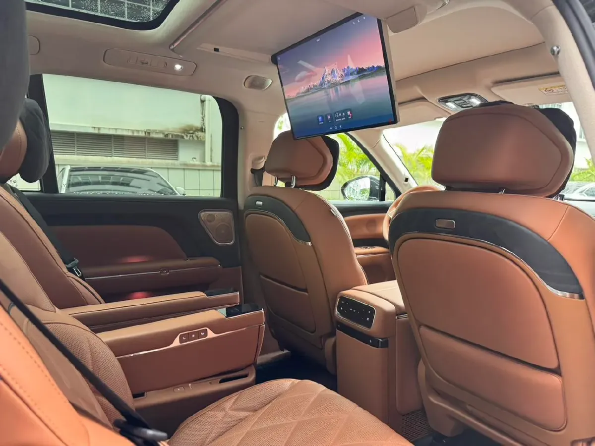 2026 Voyah 9L 1.5T 150HP L4 PHEV,autocango,china used car exporter,china ev exporter,chinese used car exporter,chinese used ev exporter