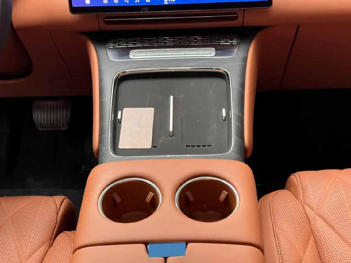 2026 Voyah 9L 1.5T 150HP L4 PHEV,autocango,china used car exporter,china ev exporter,chinese used car exporter,chinese used ev exporter