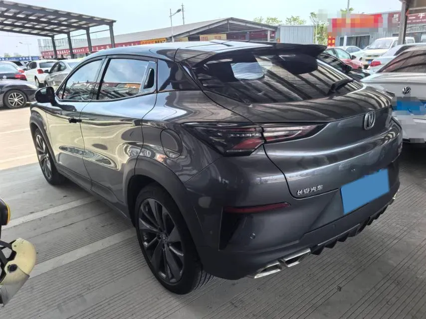 2020 ChangAn UNI-T 1.5T 180HP L4 7DCT,autocango,china used car exporter,china ev exporter,chinese used car exporter,chinese used ev exporter