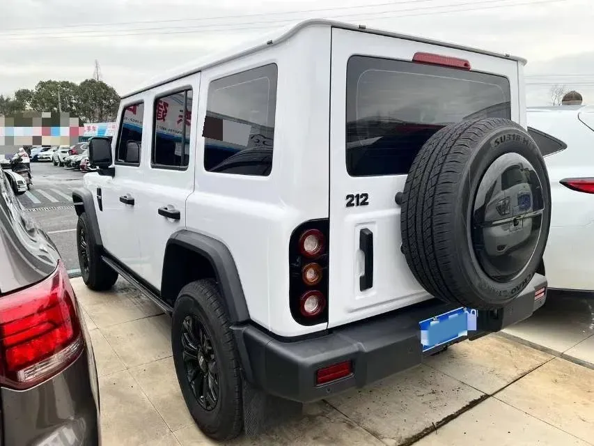 2024 212 212 T01 2.0T 252HP L4 8AT,autocango,china used car exporter,china ev exporter,chinese used car exporter,chinese used ev exporter