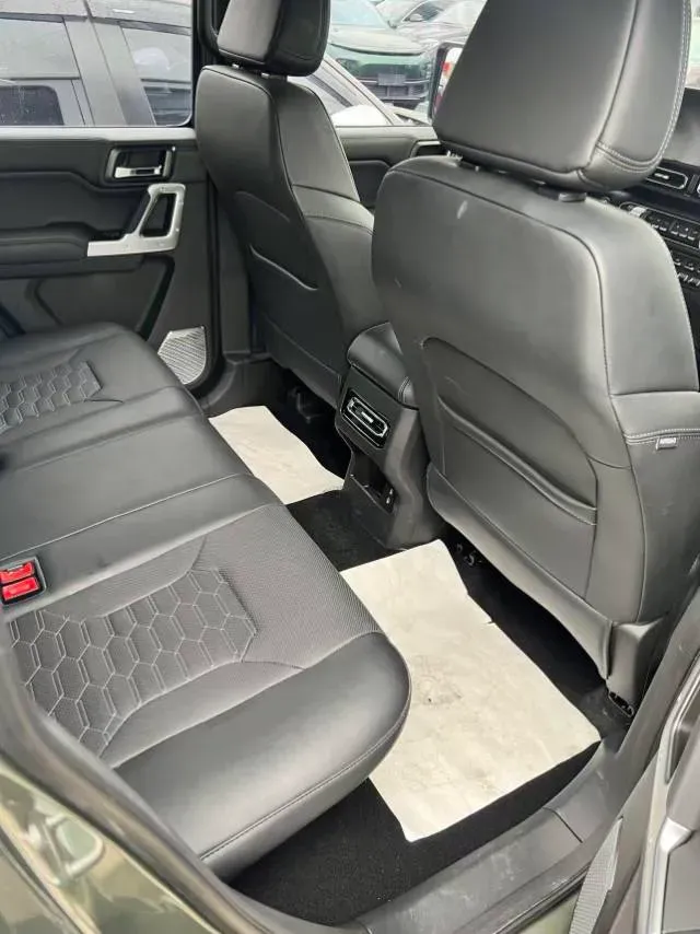 2024 212 212 T01 2.0T 252HP L4 8AT,autocango,china used car exporter,china ev exporter,chinese used car exporter,chinese used ev exporter