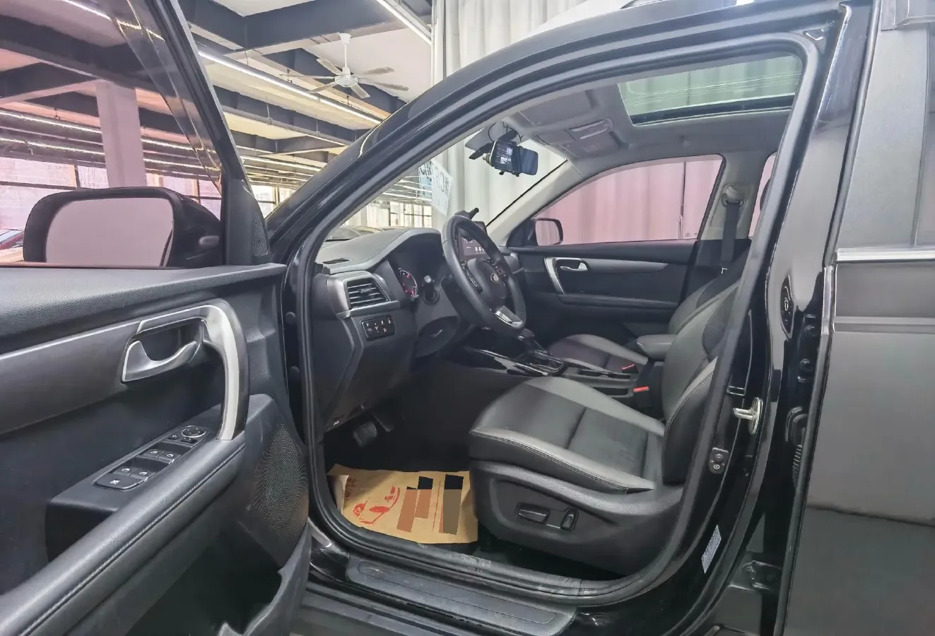 2018 Kia Sportage R 2.0L 160HP L4 6AT,autocango,china used car exporter,china ev exporter,chinese used car exporter,chinese used ev exporter