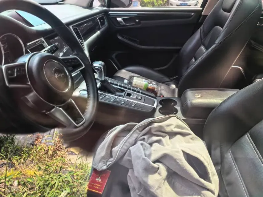 2017 Zotye SR9 2.0T 190HP L4 6DCT,autocango,china used car exporter,china ev exporter,chinese used car exporter,chinese used ev exporter