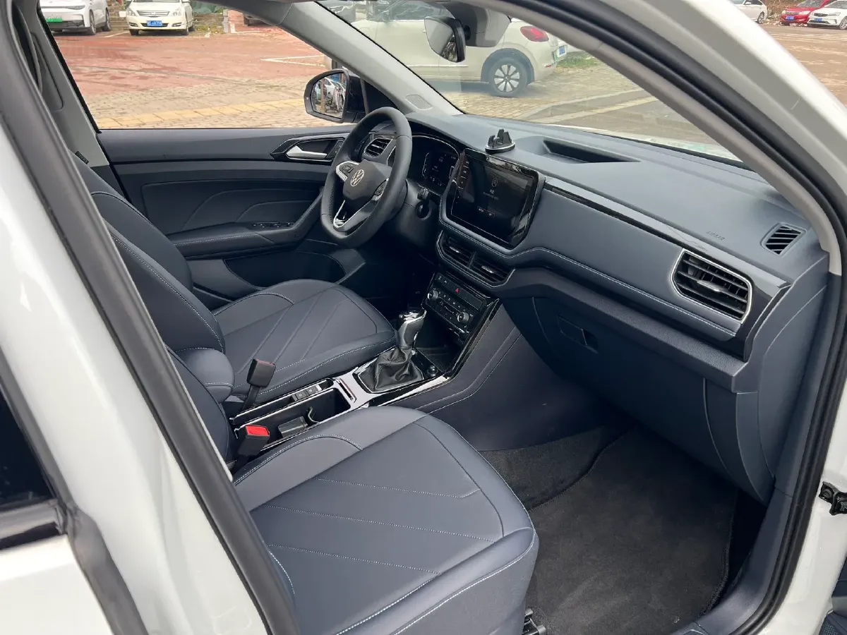 2025 Volkswagen Tharu 1.5T 160HP L4 7DCT,autocango,china used car exporter,china ev exporter,chinese used car exporter,chinese used ev exporter