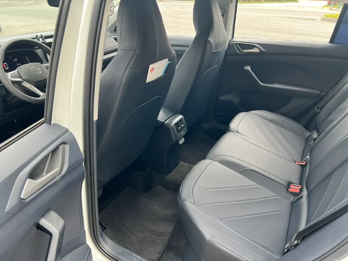 2025 Volkswagen Tharu 1.5T 160HP L4 7DCT,autocango,china used car exporter,china ev exporter,chinese used car exporter,chinese used ev exporter