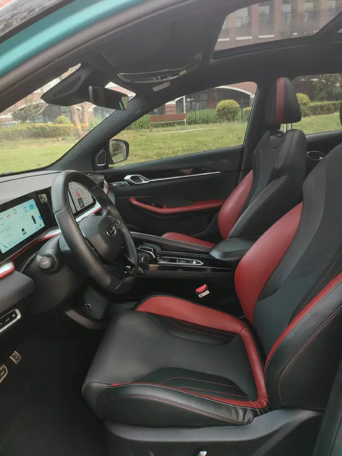 2022 Geely Coolray 1.5T 181HP L4 7DCT,autocango,china used car exporter,china ev exporter,chinese used car exporter,chinese used ev exporter