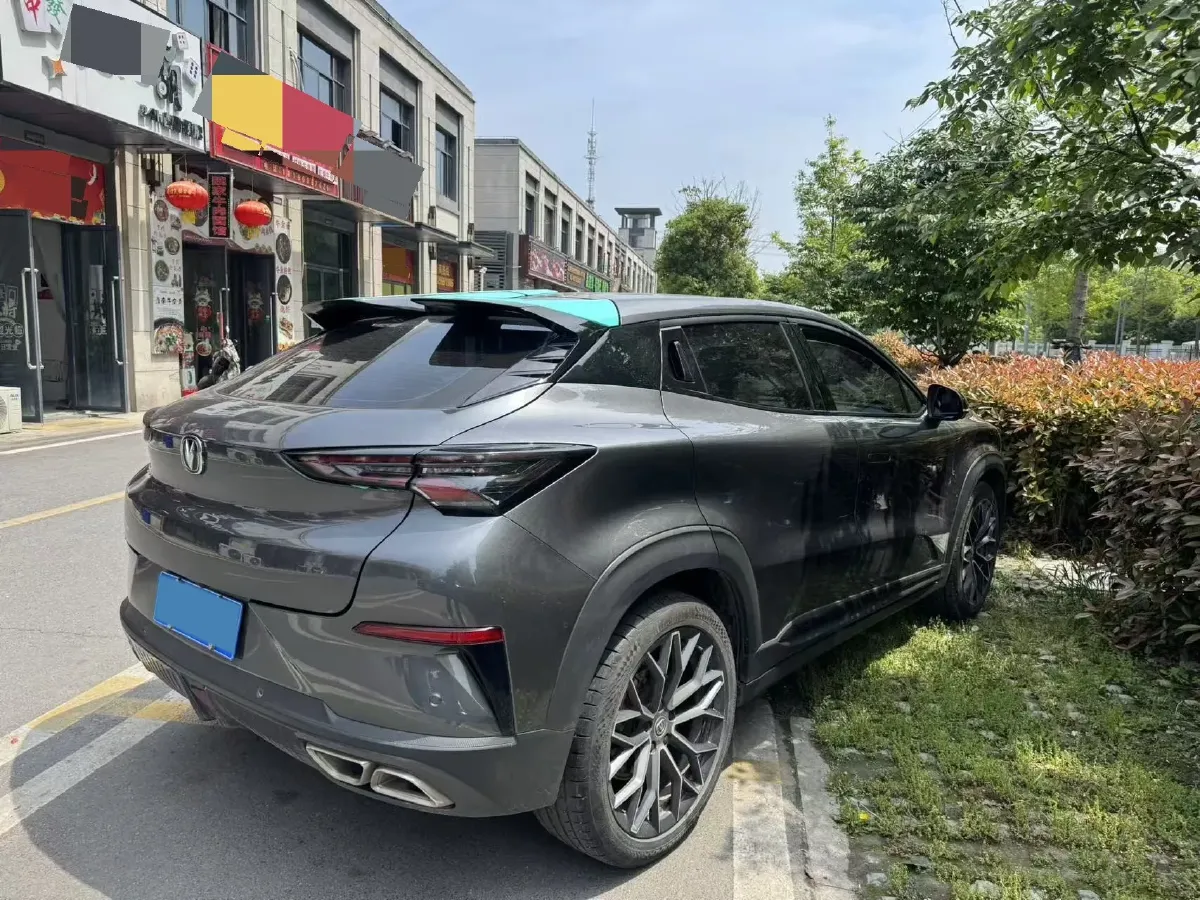 2022 ChangAn UNI-T 1.5T 188HP L4 7DCT,autocango,china used car exporter,china ev exporter,chinese used car exporter,chinese used ev exporter