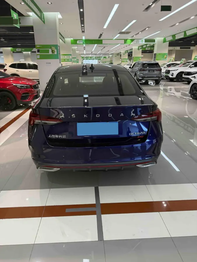 2021 Skoda Octavia 1.4T 150HP L4 7DCT,autocango,china used car exporter,china ev exporter,chinese used car exporter,chinese used ev exporter