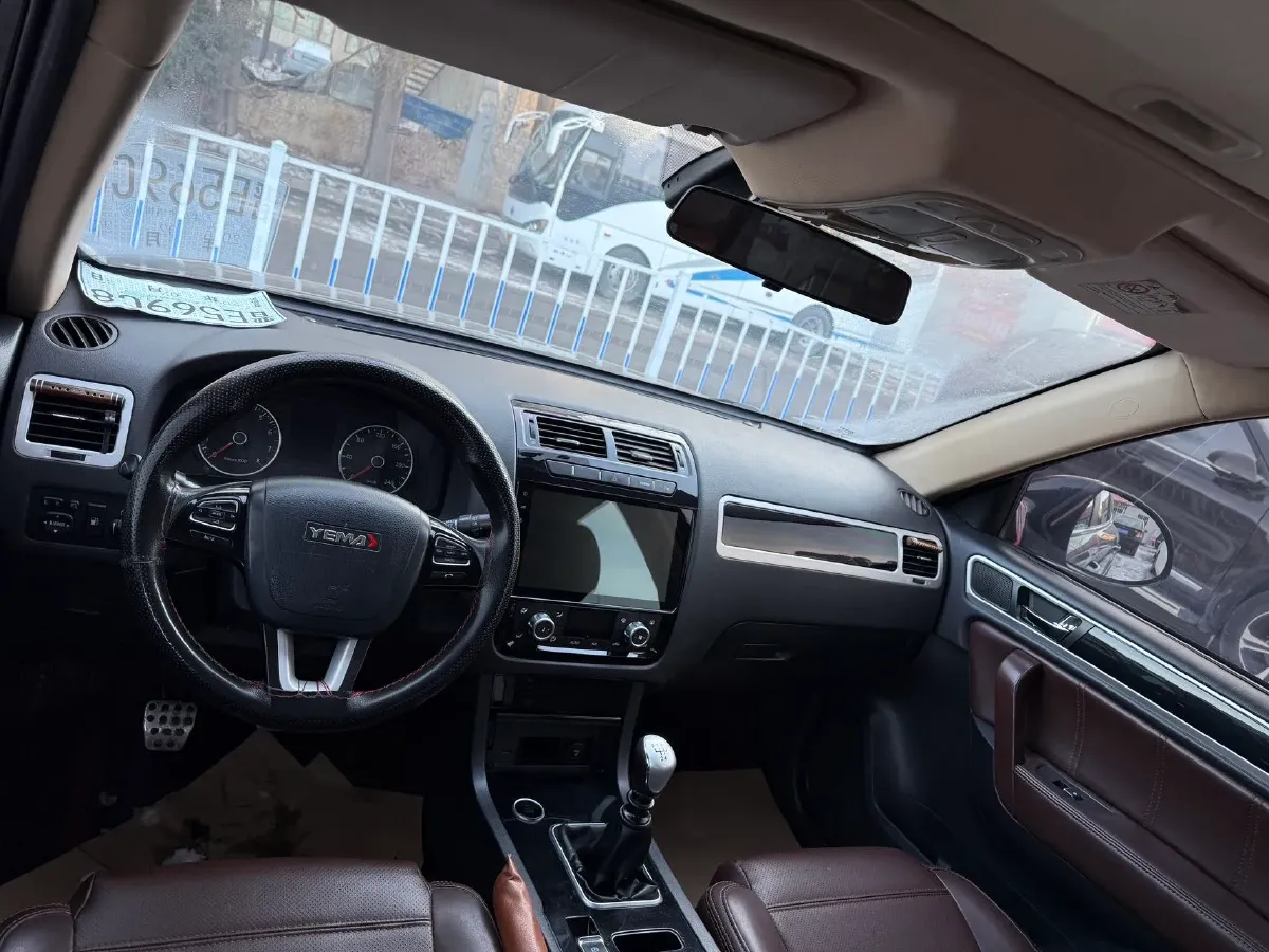 2016 HanTeng X7 1.5T 162HP L4 5MT,autocango,china used car exporter,china ev exporter,chinese used car exporter,chinese used ev exporter