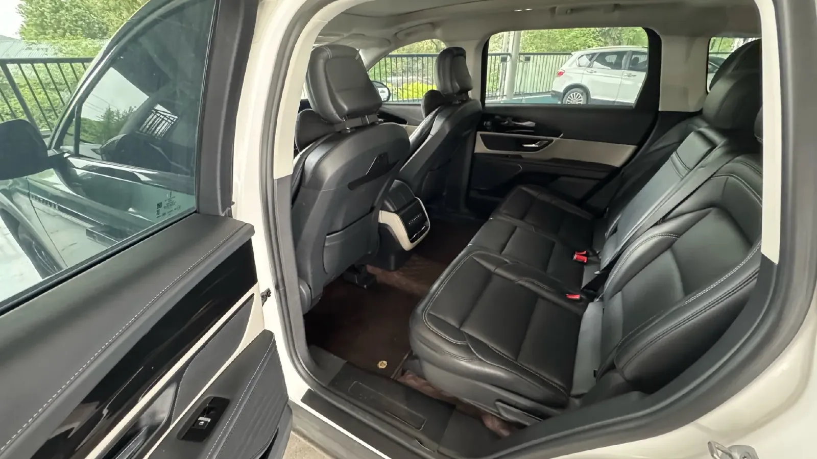 2023 Lincoln Nautilus 2.0T 261HP L4 8AT,autocango,china used car exporter,china ev exporter,chinese used car exporter,chinese used ev exporter