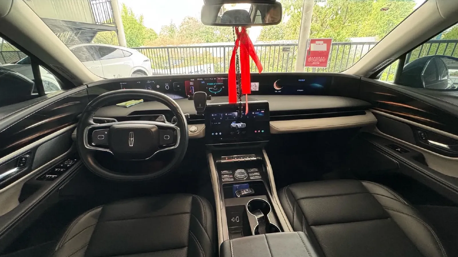 2023 Lincoln Nautilus 2.0T 261HP L4 8AT,autocango,china used car exporter,china ev exporter,chinese used car exporter,chinese used ev exporter