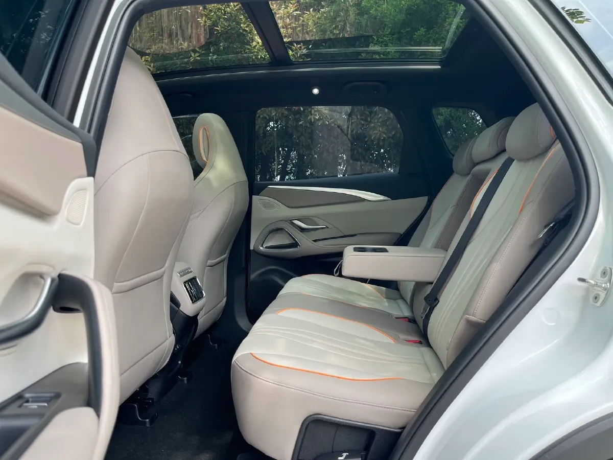 2024 BYD Song Pro 1.5L 110HP L4 E-CVT PHEV 12.9KWH,autocango,china used car exporter,china ev exporter,chinese used car exporter,chinese used ev exporter