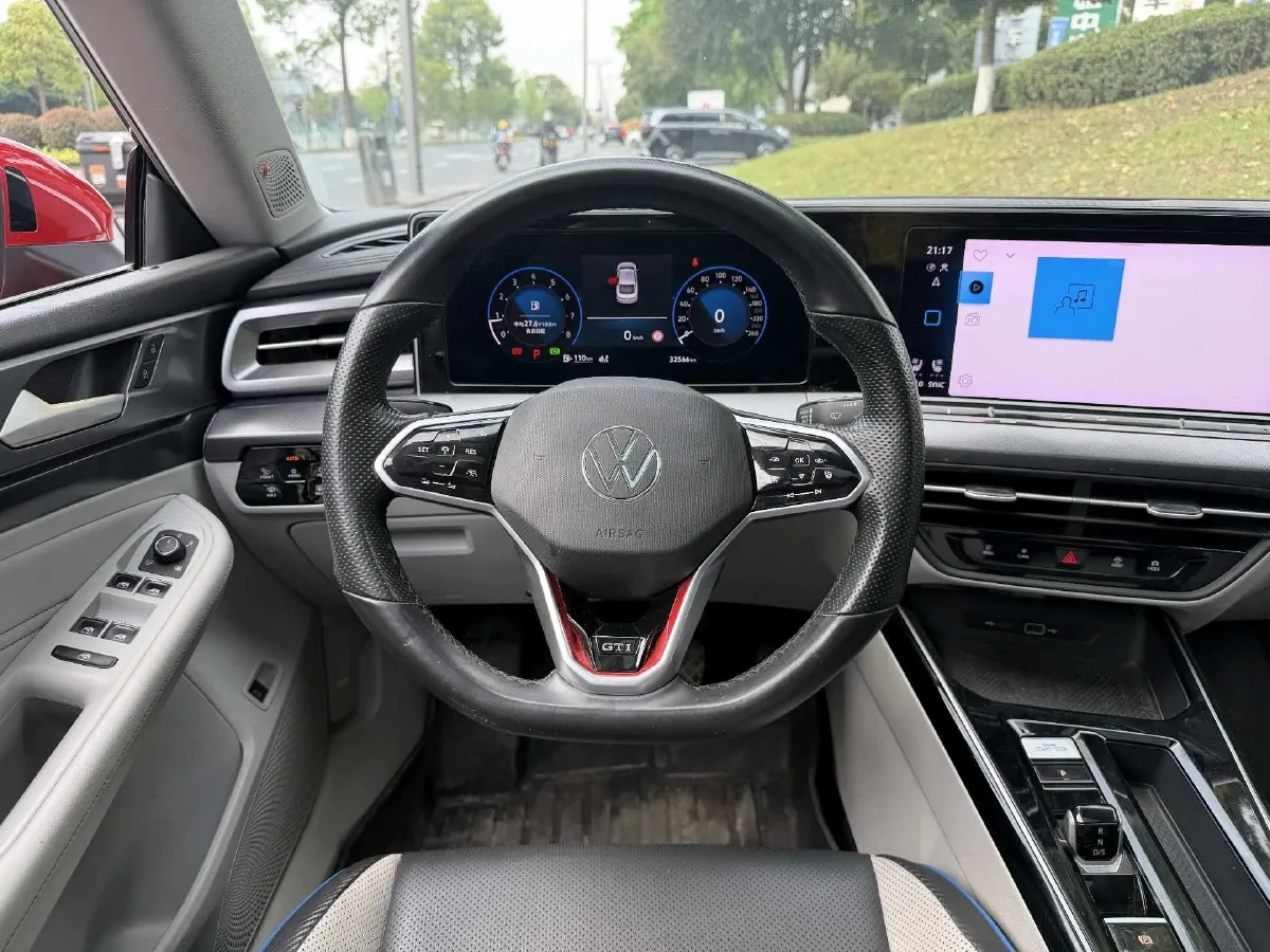 2022 Skoda Superb 2.0T 186HP L4 7DCT,autocango,china used car exporter,china ev exporter,chinese used car exporter,chinese used ev exporter