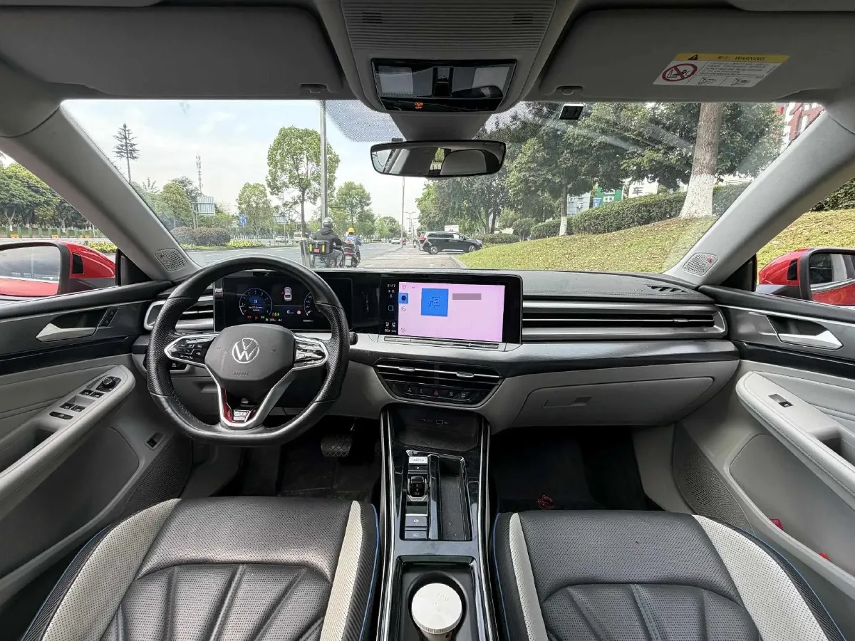 2022 Skoda Superb 2.0T 186HP L4 7DCT,autocango,china used car exporter,china ev exporter,chinese used car exporter,chinese used ev exporter