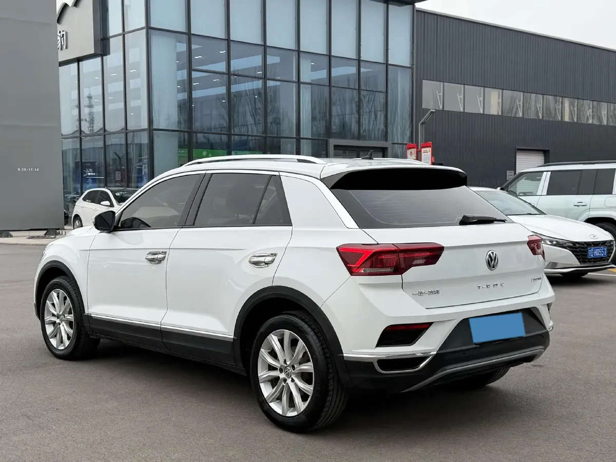2020 Volkswagen T-Roc 1.4T 150HP L4 7DCT,autocango,china used car exporter,china ev exporter,chinese used car exporter,chinese used ev exporter