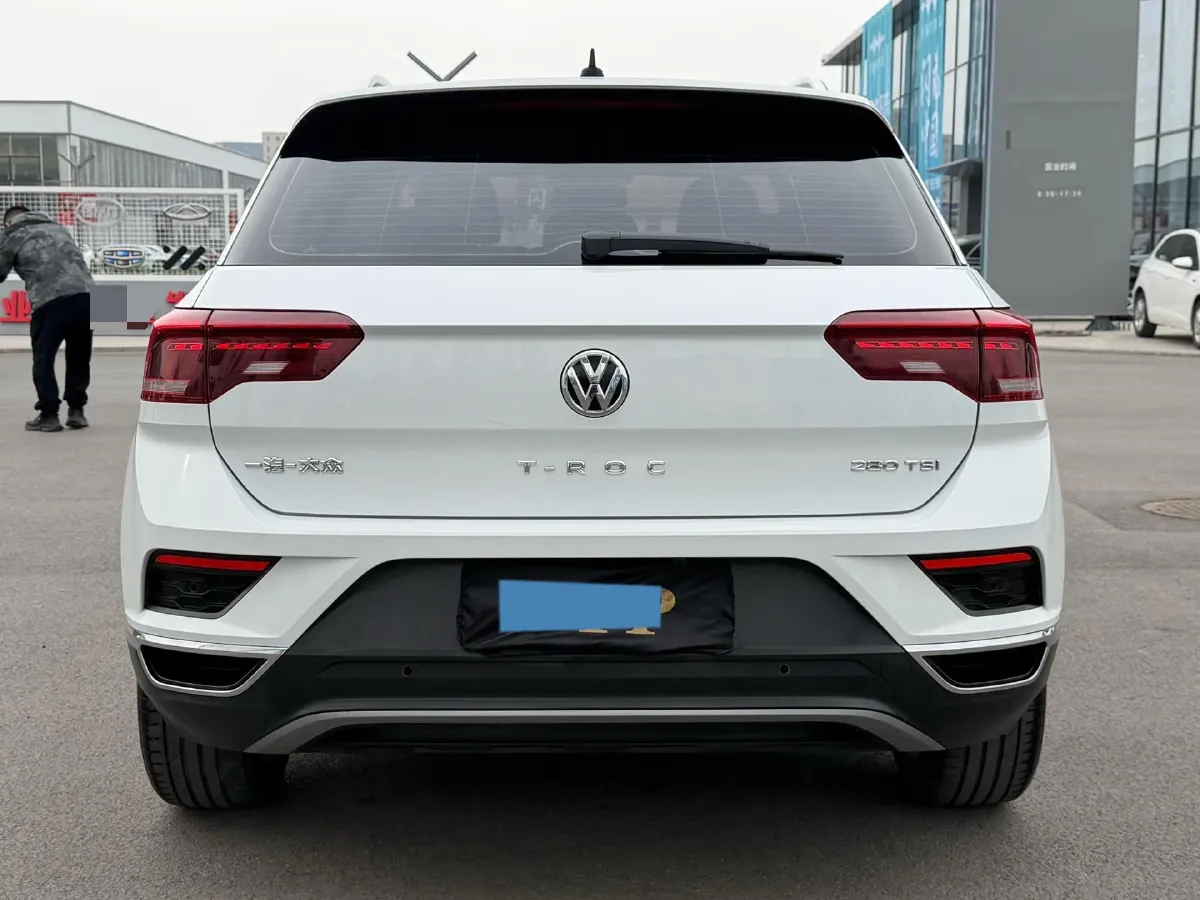 2020 Volkswagen T-Roc 1.4T 150HP L4 7DCT,autocango,china used car exporter,china ev exporter,chinese used car exporter,chinese used ev exporter