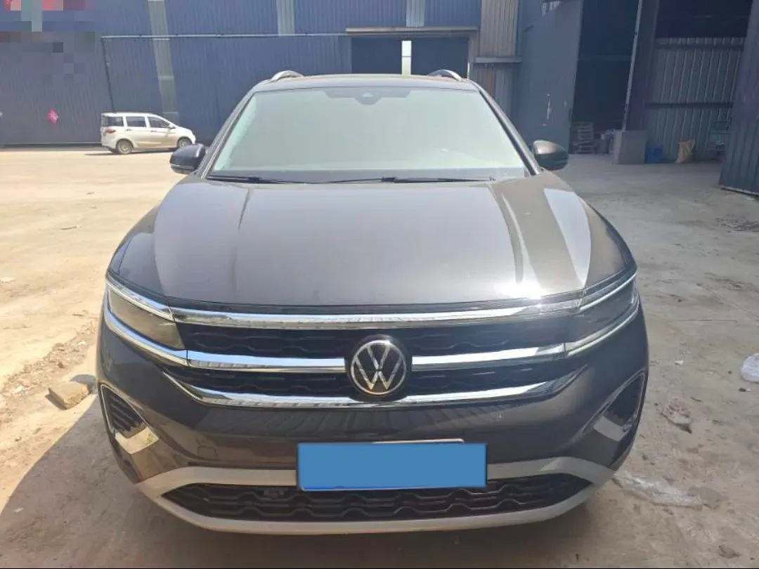 2022 Volkswagen Talagon 2.5T 299HP V6 7DCT,autocango,china used car exporter,china ev exporter,chinese used car exporter,chinese used ev exporter