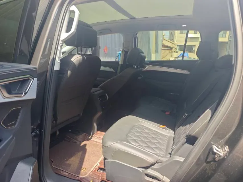 2022 Volkswagen Talagon 2.5T 299HP V6 7DCT,autocango,china used car exporter,china ev exporter,chinese used car exporter,chinese used ev exporter