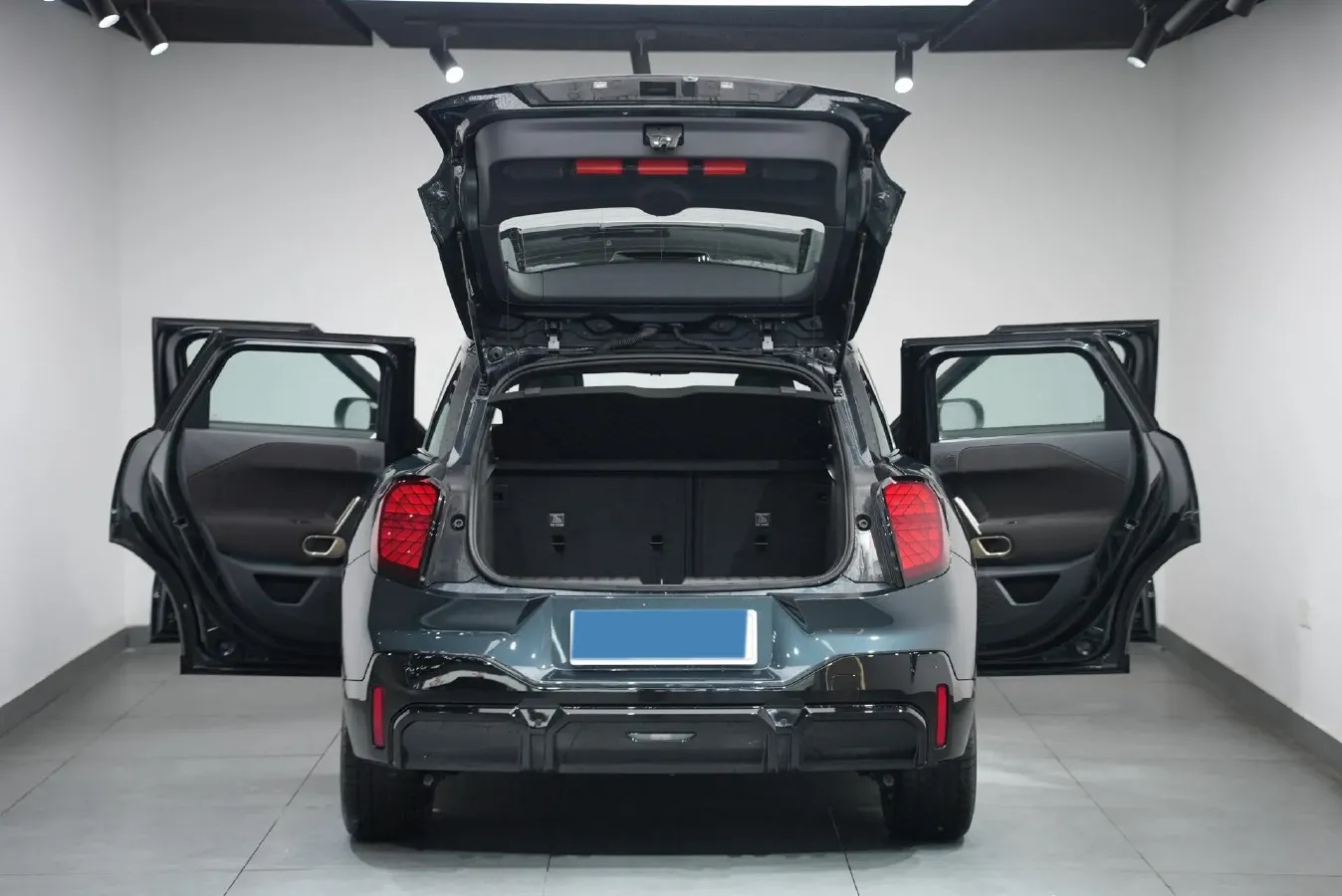 2024 MINI ACEMAN BEV 51.5KWH,autocango,china used car exporter,china ev exporter,chinese used car exporter,chinese used ev exporter