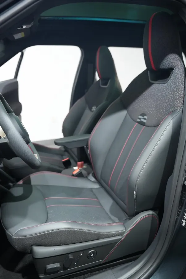 2024 MINI ACEMAN BEV 51.5KWH,autocango,china used car exporter,china ev exporter,chinese used car exporter,chinese used ev exporter