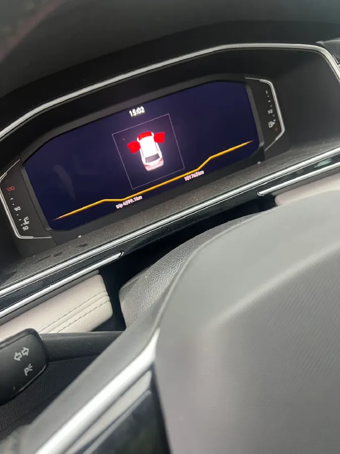 2023 Volkswagen Tiguan L 1.5T 160HP L4 7DCT,autocango,china used car exporter,china ev exporter,chinese used car exporter,chinese used ev exporter