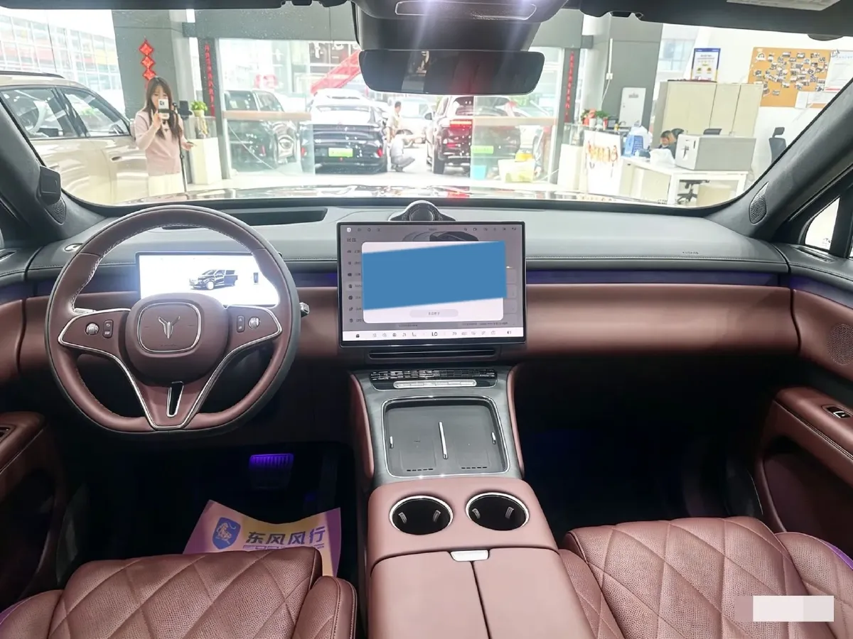 2026 Voyah 9L 1.5T 150HP L4 PHEV,autocango,china used car exporter,china ev exporter,chinese used car exporter,chinese used ev exporter