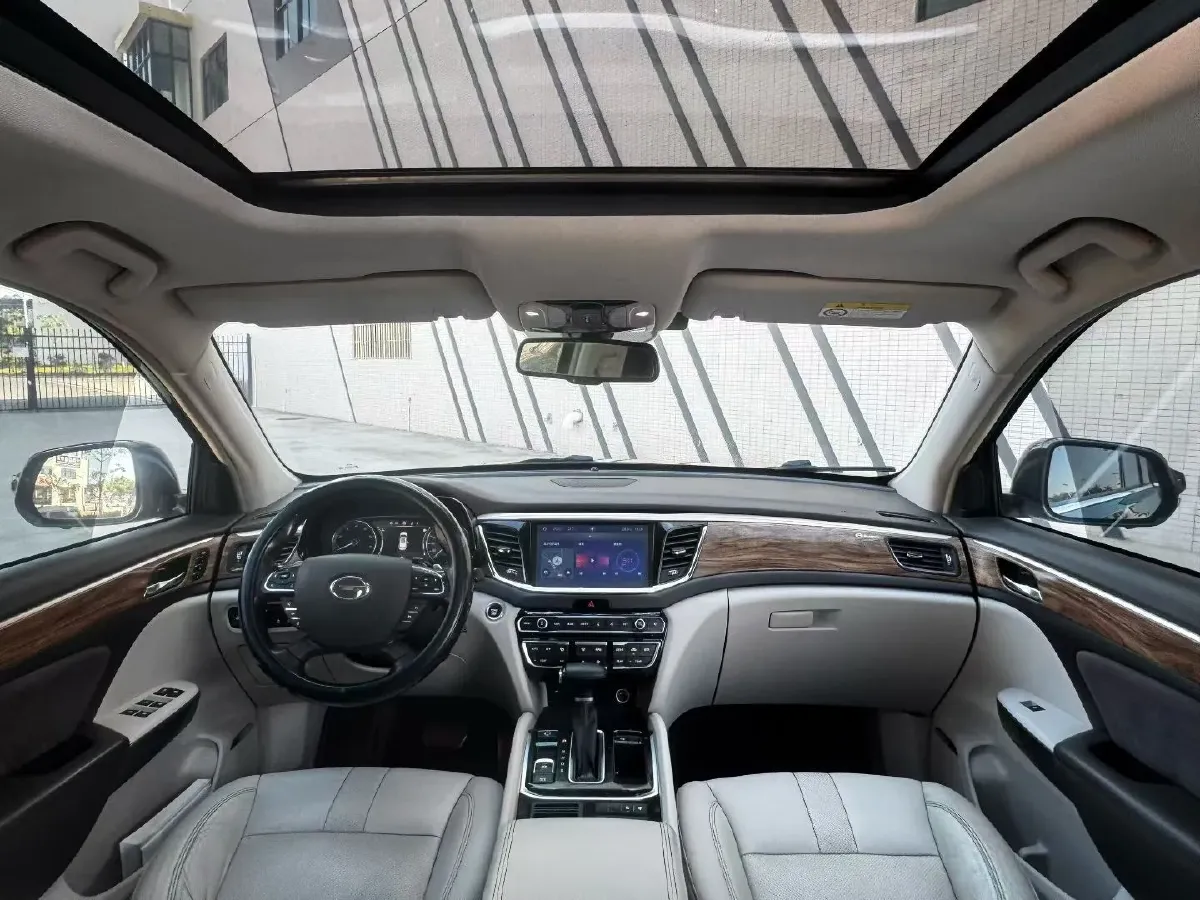 2017 GAC Trumpchi GS8 2.0T 201HP L4 6AT,autocango,china used car exporter,china ev exporter,chinese used car exporter,chinese used ev exporter