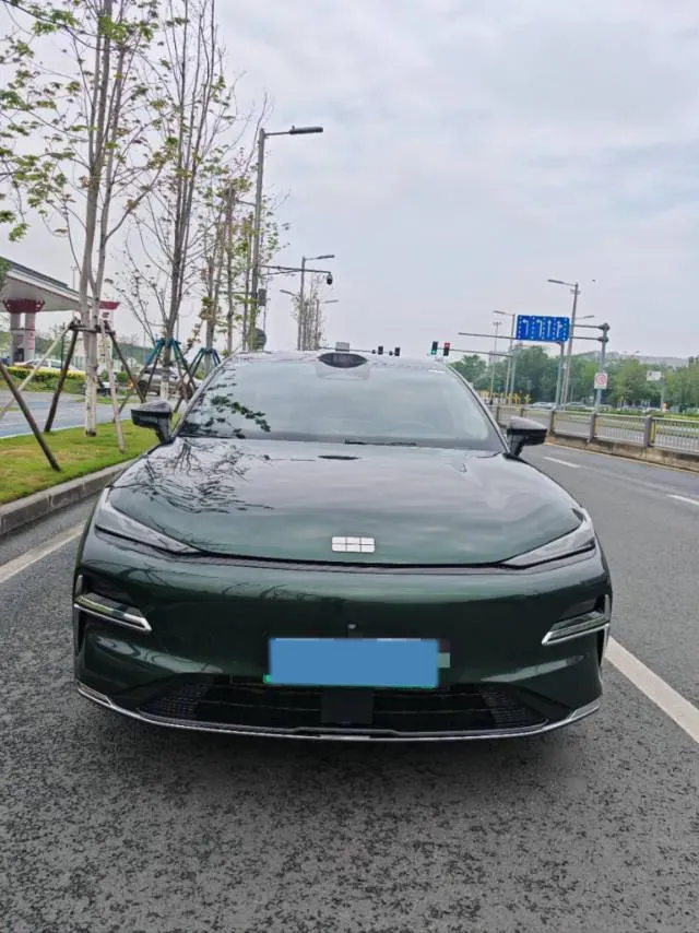 2025 Geely Galaxy Starshine 8 1.5T 163HP L4 3DHT PHEV 27.69KWH,autocango,china used car exporter,china ev exporter,chinese used car exporter,chinese used ev exporter