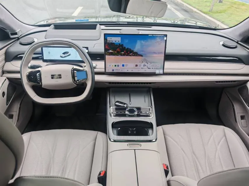 2025 Geely Galaxy Starshine 8 1.5T 163HP L4 3DHT PHEV 27.69KWH,autocango,china used car exporter,china ev exporter,chinese used car exporter,chinese used ev exporter