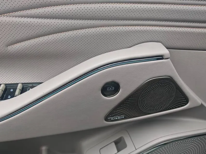 2025 Geely Galaxy Starshine 8 1.5T 163HP L4 3DHT PHEV 27.69KWH,autocango,china used car exporter,china ev exporter,chinese used car exporter,chinese used ev exporter