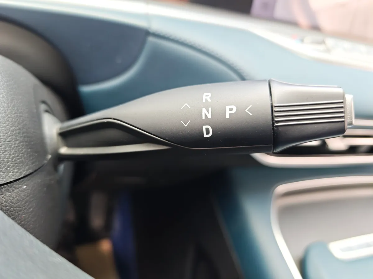 2024 Voyah FREE 1.5T 150HP L4 REEV 39.2KWH,autocango,china used car exporter,china ev exporter,chinese used car exporter,chinese used ev exporter