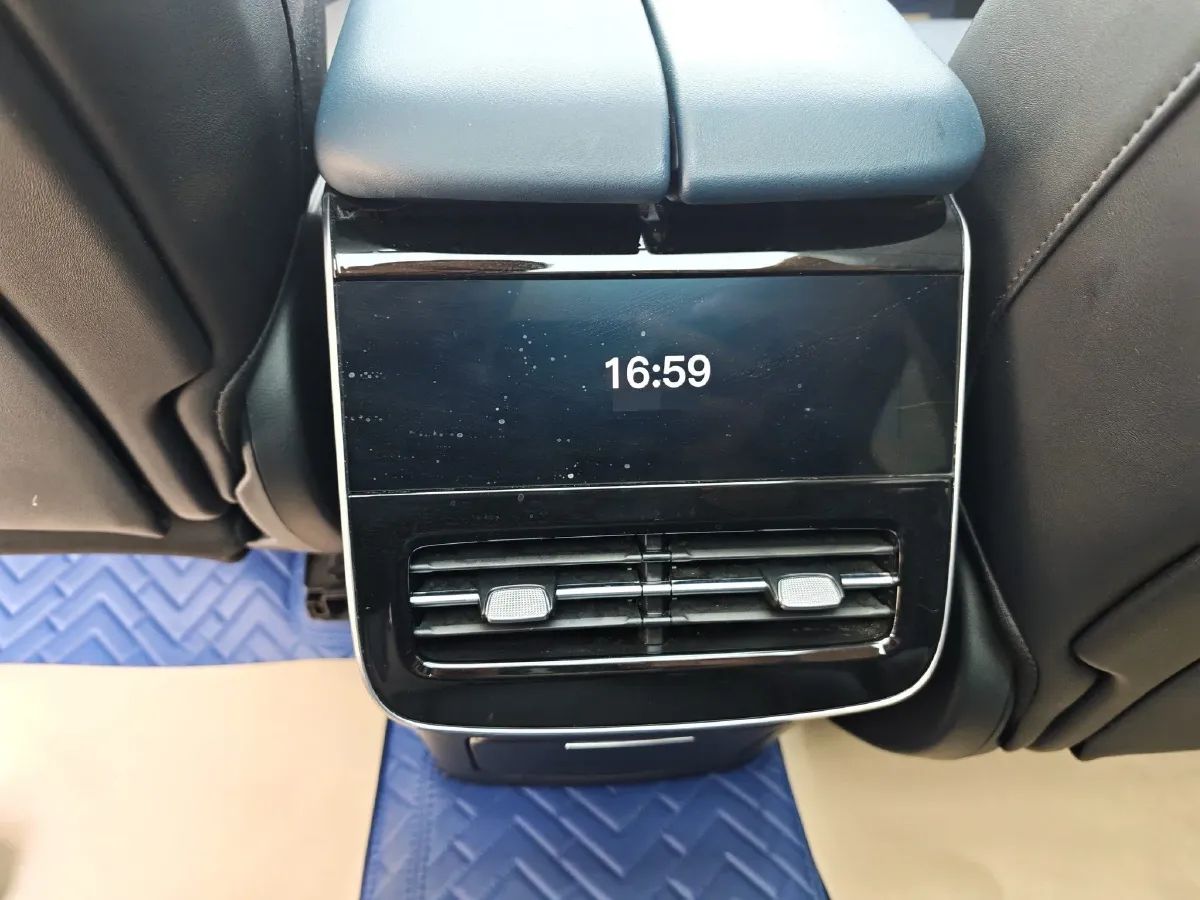 2024 Voyah FREE 1.5T 150HP L4 REEV 39.2KWH,autocango,china used car exporter,china ev exporter,chinese used car exporter,chinese used ev exporter