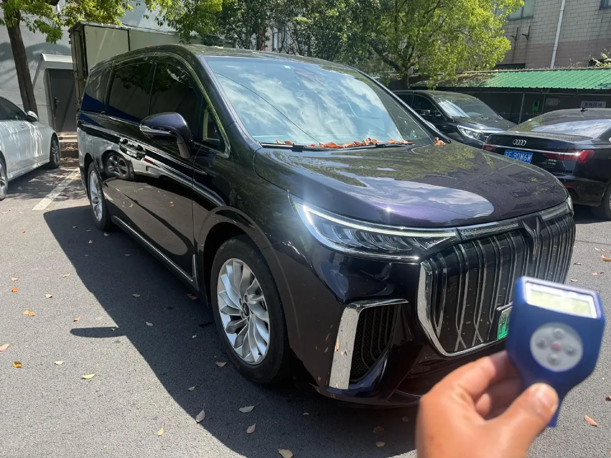 2022 Voyah Dream BEV 82KWH,autocango,china used car exporter,china ev exporter,chinese used car exporter,chinese used ev exporter