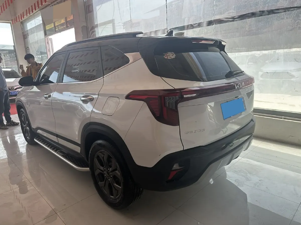 2023 Kia Seltos 1.5L 115HP L4 CVT,autocango,china used car exporter,china ev exporter,chinese used car exporter,chinese used ev exporter