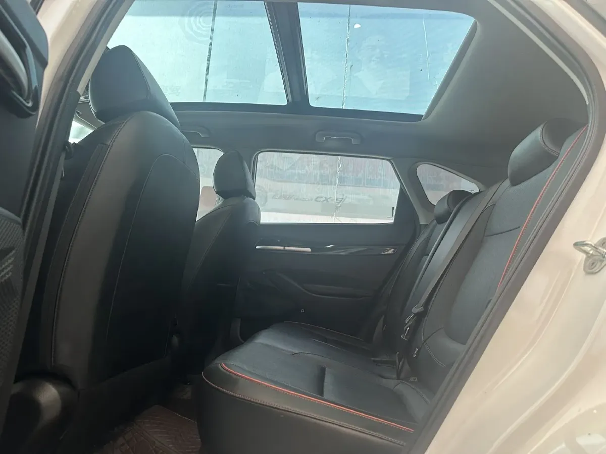 2023 Kia Seltos 1.5L 115HP L4 CVT,autocango,china used car exporter,china ev exporter,chinese used car exporter,chinese used ev exporter