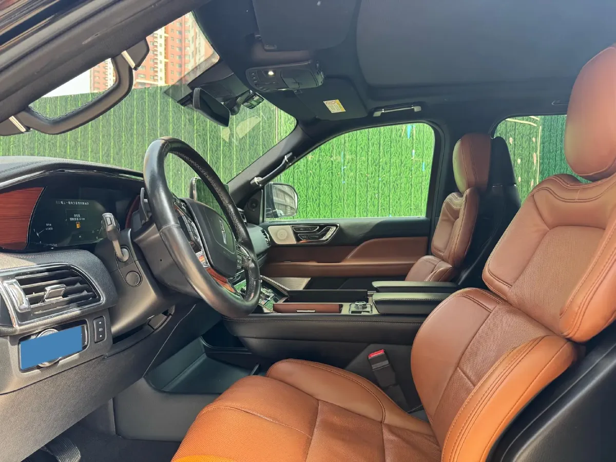 2020 Lincoln Navigator 3.5T 388HP V6 10AT,autocango,china used car exporter,china ev exporter,chinese used car exporter,chinese used ev exporter