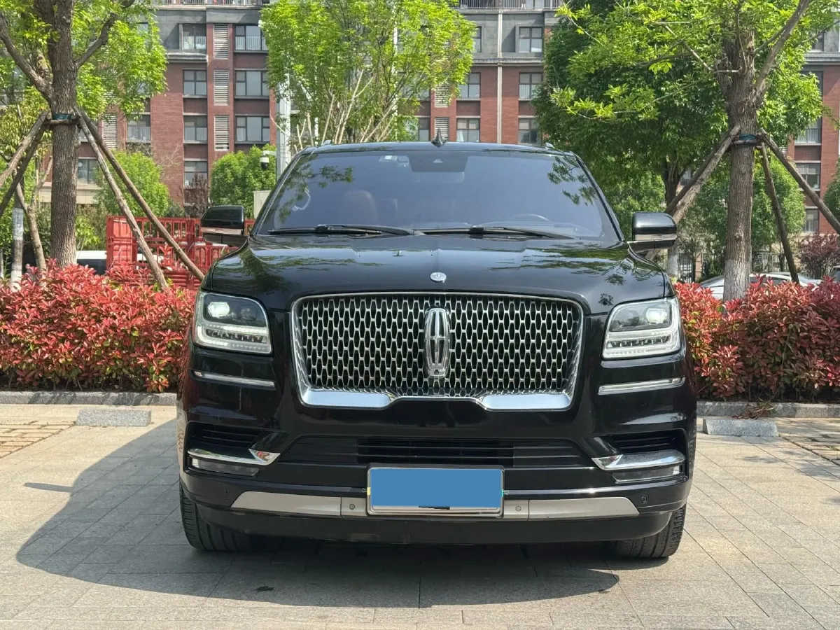 2020 Lincoln Navigator 3.5T 388HP V6 10AT,autocango,china used car exporter,china ev exporter,chinese used car exporter,chinese used ev exporter