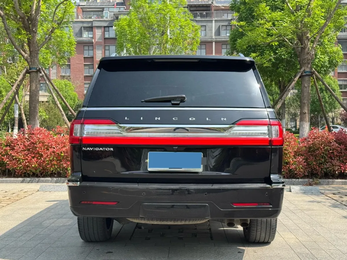 2020 Lincoln Navigator 3.5T 388HP V6 10AT,autocango,china used car exporter,china ev exporter,chinese used car exporter,chinese used ev exporter